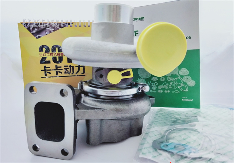 挖掘機(jī)的增壓器你為何要“竄油”？